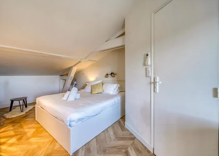 Sweet Melody - Beau Duplex - Quartier Saint Pierre 아파트
